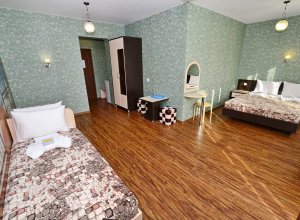 «Стандарт» на 4 места